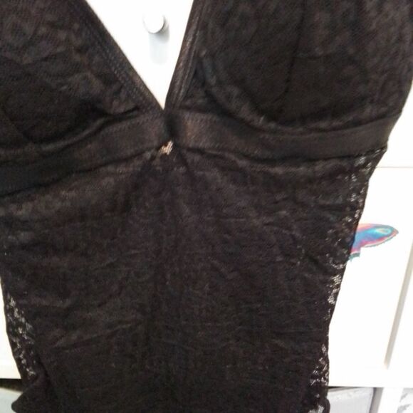 SHAPEWEAR NWT& PRELOVED - Picture 6 of 7